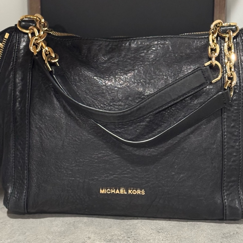 MICHAEL MICHAEL KORS BLACK LEATHER STANTHORPE HANDBAG! GUC!!